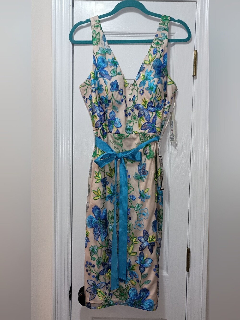Eliza J Cream Cocktail Floral V-Neck Midi Dress with Blue Sash size 10 NWT